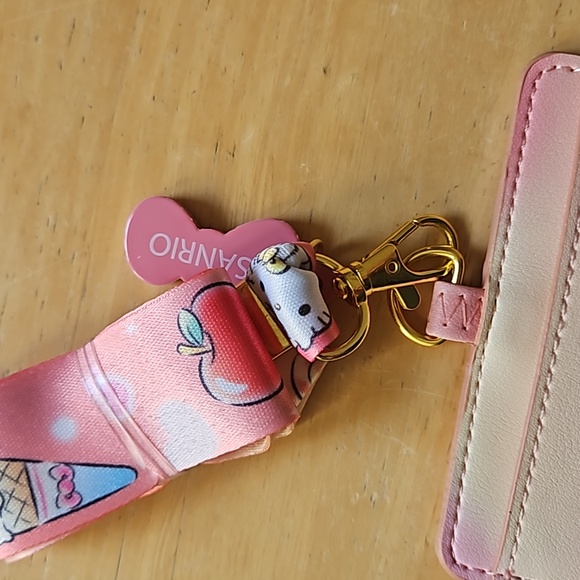 HELLO KITTY CARNIVAL LAYNARD - Picture 7 of 10